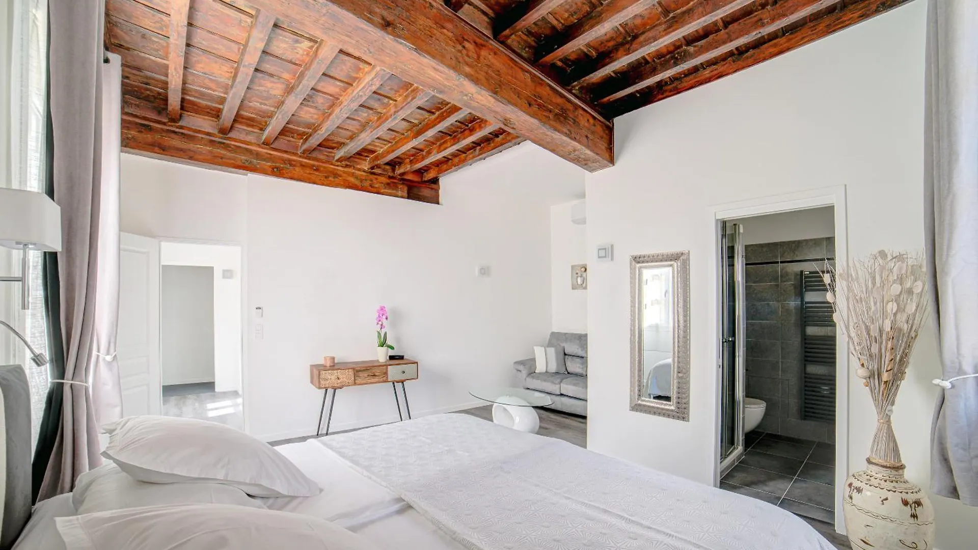 Le Limas Bed and Breakfast Avignon Bed & Breakfast