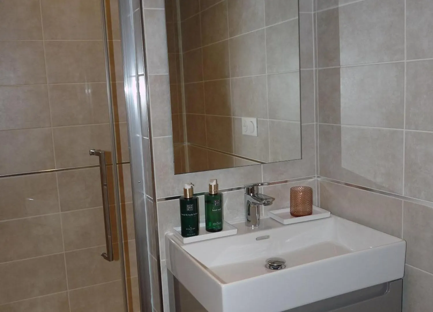 Le Limas Bed and Breakfast Avignon